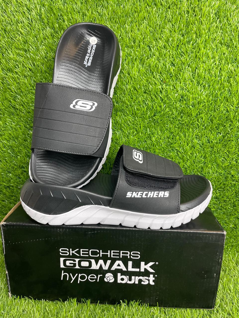 Orignal Black & White Skechers Soft & Comfort Slipper