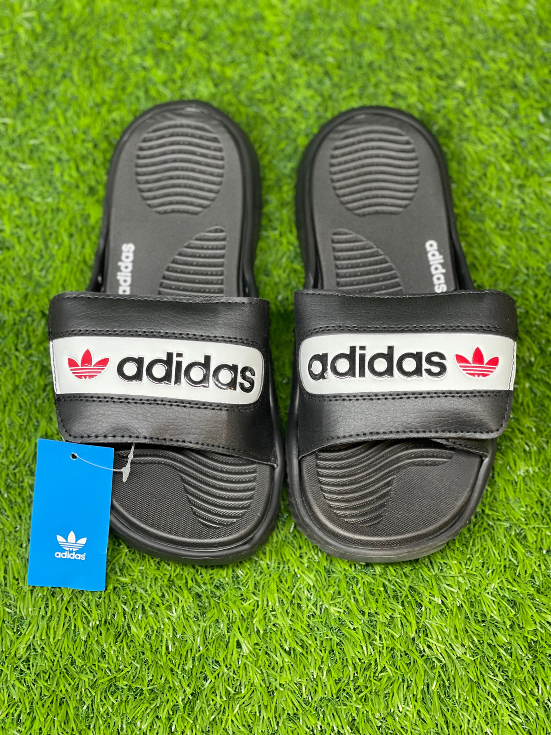 Orignal Adidas Black & White Slipper